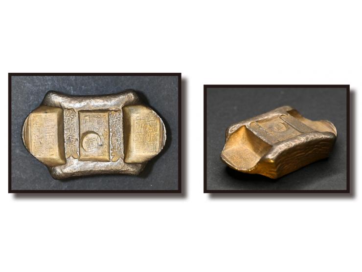 61.1 x 37.5 x 16.8mm, weighs 180.9g, graded GBCA AU 53.