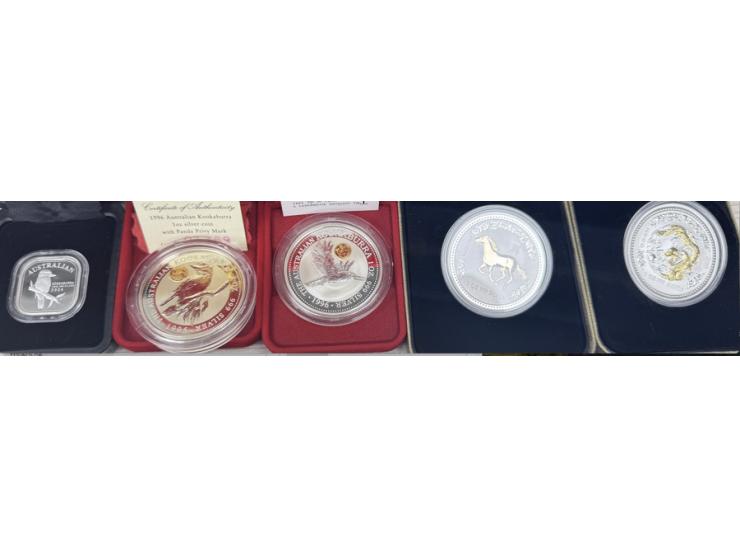 Plus a 40th Anniv. of the Ningxia Hui Autonomous Region Commemorative Medal Set. Please view.