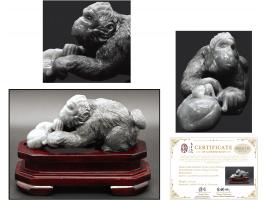 Name of the Artwork:&nbsp;Monkey King (Wukong)Material: Jadeite (Grade A) OrnamentDimensions: Approximately 5.5cm (H) x 10.5c